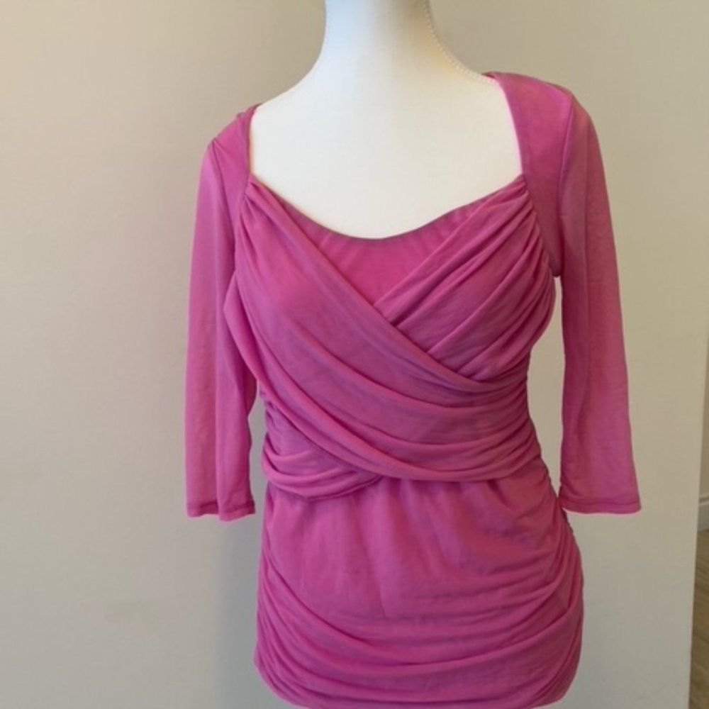 Ricki's fuchsia pink top. Size M (8-10)